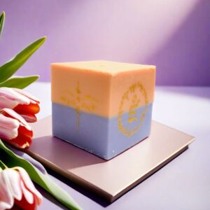 T22 Square large candle